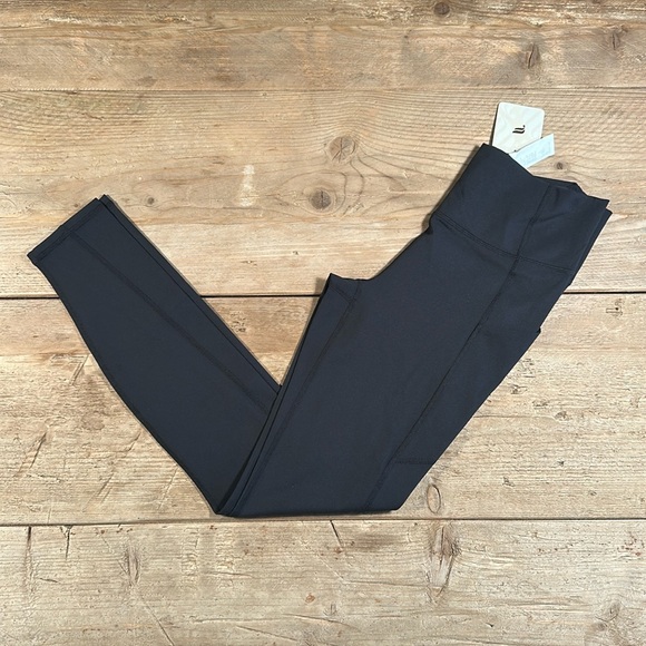 NWT- Fabletics PureLuxe HW Pocket Full length Leggings -BLACK (27”) OLD LOGO - Picture 2 of 9